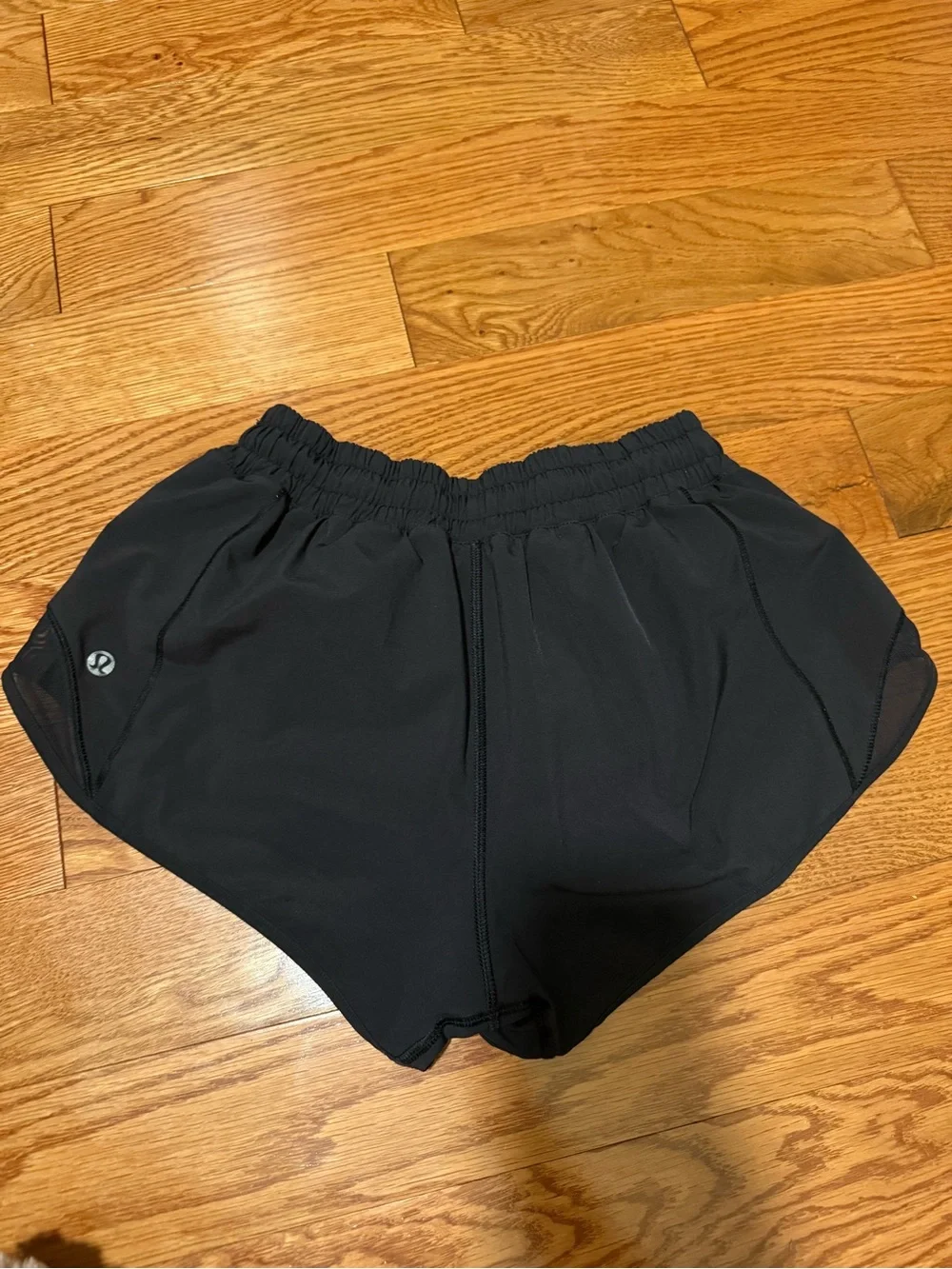 Lululemon hotty hot shorts - Picture 2 of 4